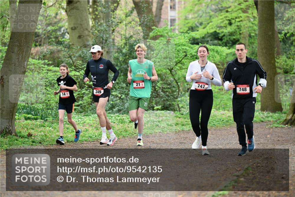 19.04.2026 - Hammer Lauf Dr. Thomas Lammeyer http://msf.ph/oto/9542135 19.04.2026 10:50:57 Laufen 141, 747, 748, 349, 211 meine-sportfotos.de