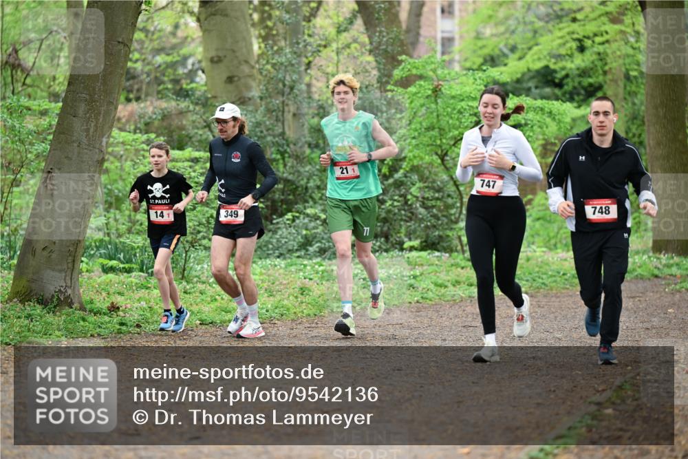 19.04.2026 - Hammer Lauf Dr. Thomas Lammeyer http://msf.ph/oto/9542136 19.04.2026 10:50:57 Laufen 747, 141, 349, 748 meine-sportfotos.de