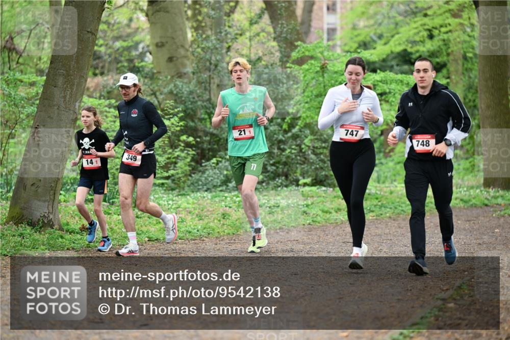 19.04.2026 - Hammer Lauf Dr. Thomas Lammeyer http://msf.ph/oto/9542138 19.04.2026 10:50:58 Laufen 141, 349, 747, 748 meine-sportfotos.de
