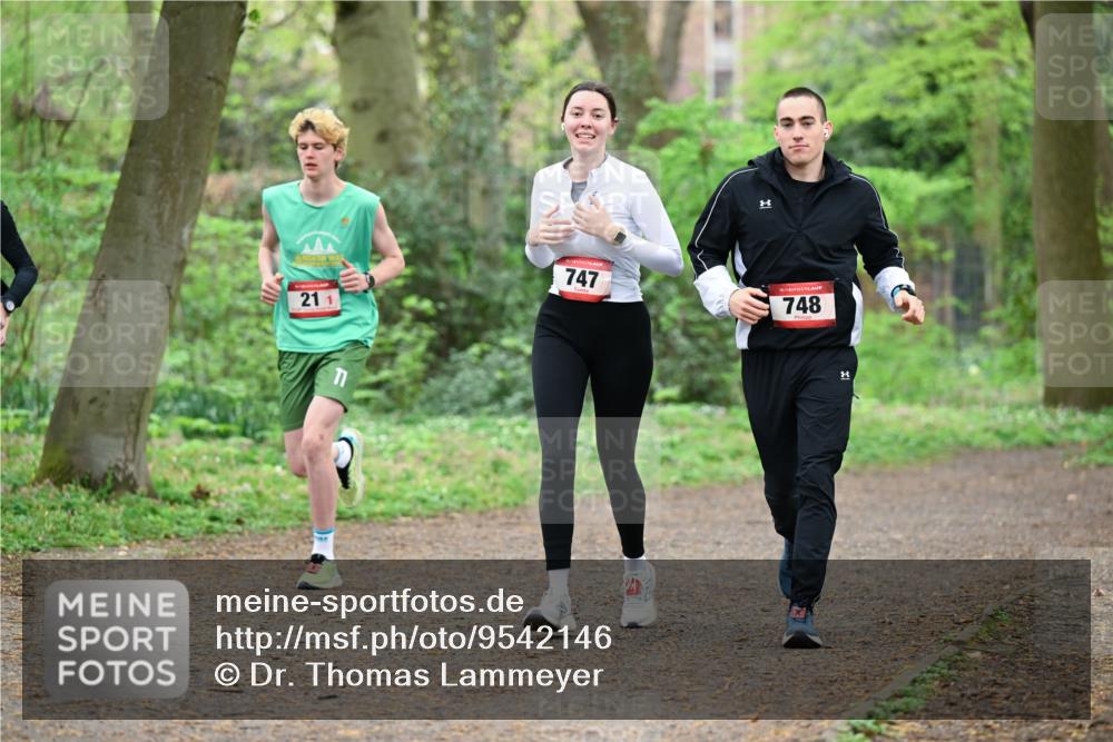 19.04.2026 - Hammer Lauf Dr. Thomas Lammeyer http://msf.ph/oto/9542146 19.04.2026 10:50:59 Laufen 211, 747, 748 meine-sportfotos.de