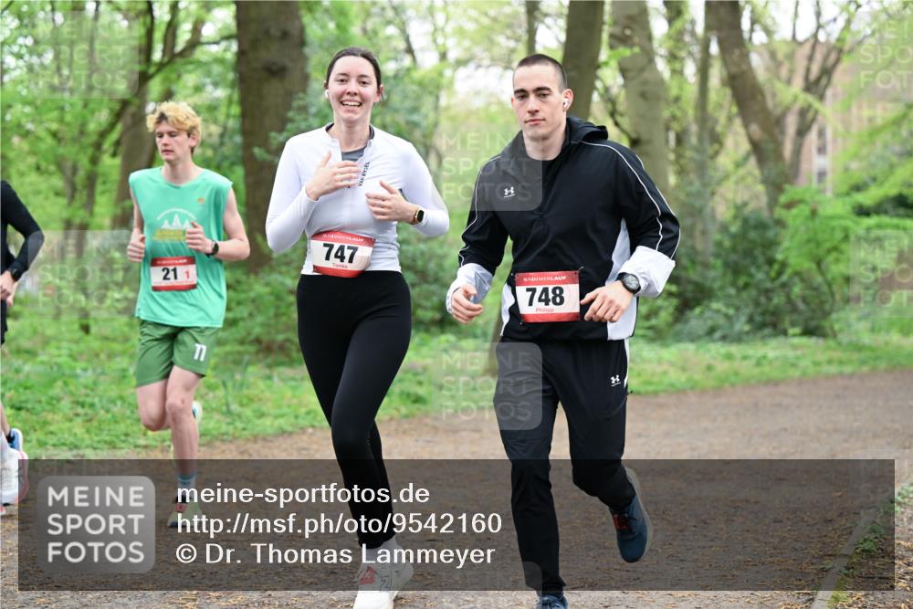19.04.2026 - Hammer Lauf Dr. Thomas Lammeyer http://msf.ph/oto/9542160 19.04.2026 10:51:01 Laufen 747, 748 meine-sportfotos.de
