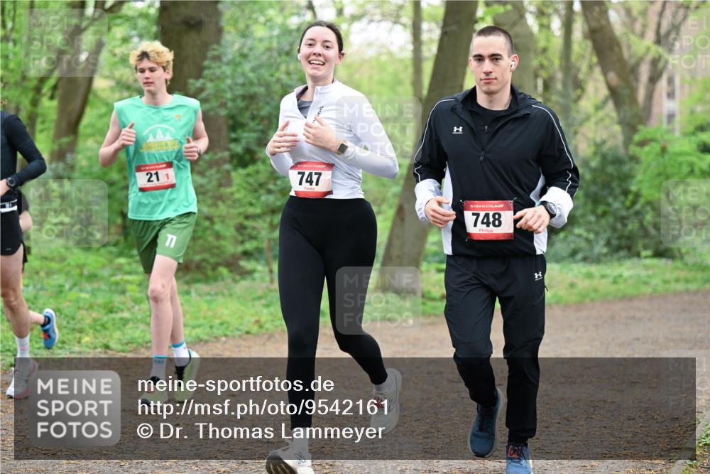 19.04.2026 - Hammer Lauf Dr. Thomas Lammeyer http://msf.ph/oto/9542161 19.04.2026 10:51:01 Laufen 211, 747, 717, 748 meine-sportfotos.de
