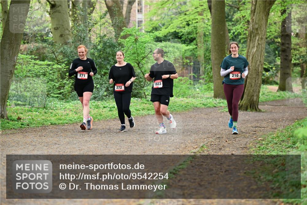 19.04.2026 - Hammer Lauf Dr. Thomas Lammeyer http://msf.ph/oto/9542254 19.04.2026 10:51:28 Laufen 271, 272, 1823, 210 meine-sportfotos.de