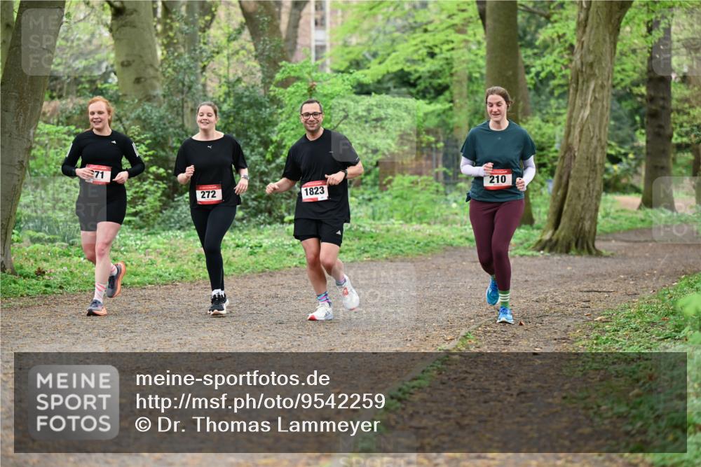19.04.2026 - Hammer Lauf Dr. Thomas Lammeyer http://msf.ph/oto/9542259 19.04.2026 10:51:28 Laufen 210, 272, 1823 meine-sportfotos.de