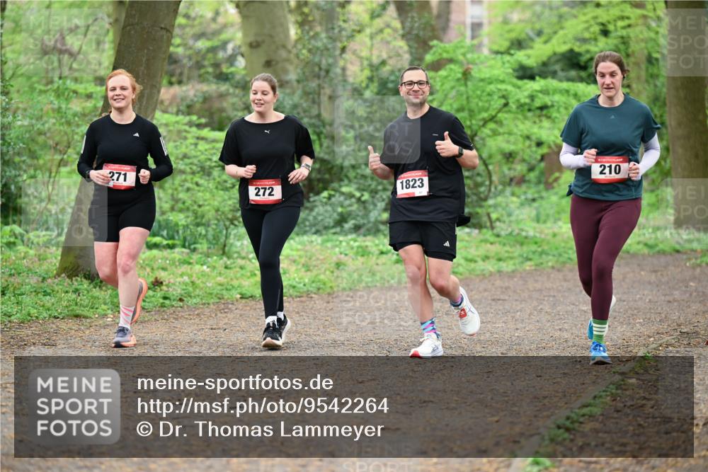 19.04.2026 - Hammer Lauf Dr. Thomas Lammeyer http://msf.ph/oto/9542264 19.04.2026 10:51:29 Laufen 271, 272, 1823, 210 meine-sportfotos.de