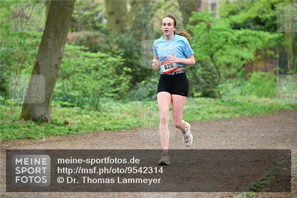 19.04.2026 - Hammer Lauf Dr. Thomas Lammeyer http://msf.ph/oto/9542314 19.04.2026 10:51:54 Laufen 628 meine-sportfotos.de