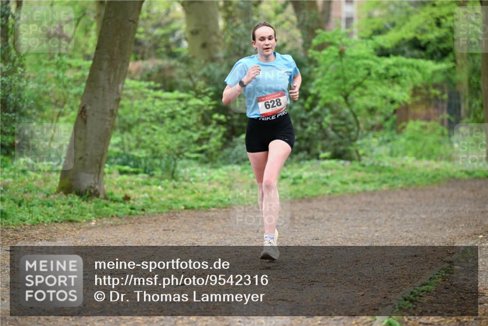 19.04.2026 - Hammer Lauf Dr. Thomas Lammeyer http://msf.ph/oto/9542316 19.04.2026 10:51:54 Laufen 628 meine-sportfotos.de