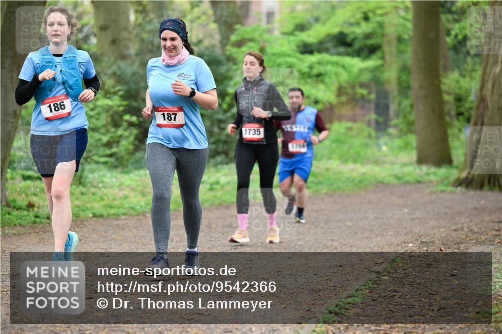 19.04.2026 - Hammer Lauf Dr. Thomas Lammeyer http://msf.ph/oto/9542366 19.04.2026 10:52:06 Laufen 186, 187, 1735 meine-sportfotos.de