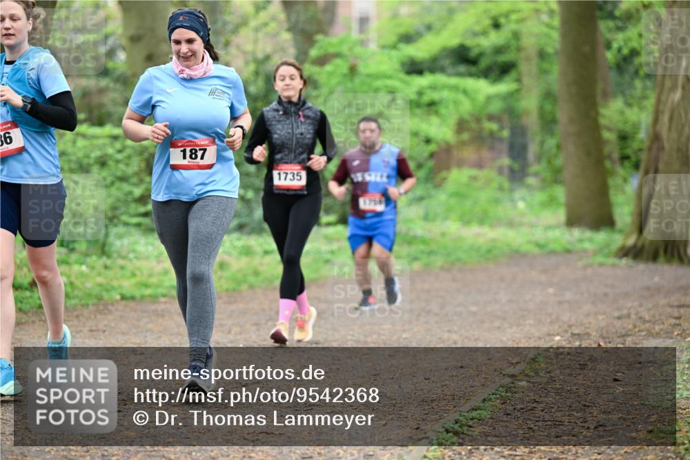 19.04.2026 - Hammer Lauf Dr. Thomas Lammeyer http://msf.ph/oto/9542368 19.04.2026 10:52:06 Laufen 187, 1735, 1766 meine-sportfotos.de
