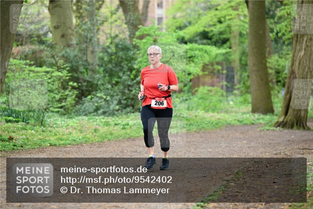 19.04.2026 - Hammer Lauf Dr. Thomas Lammeyer http://msf.ph/oto/9542402 19.04.2026 10:52:40 Laufen 206 meine-sportfotos.de