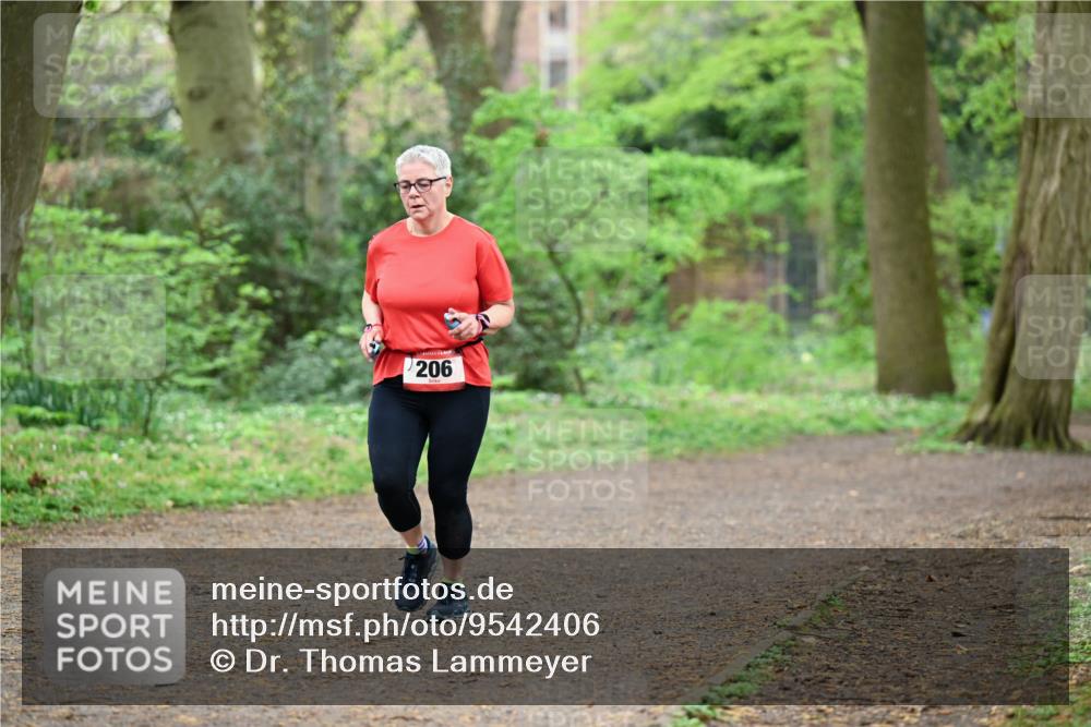 19.04.2026 - Hammer Lauf Dr. Thomas Lammeyer http://msf.ph/oto/9542406 19.04.2026 10:52:41 Laufen 206 meine-sportfotos.de