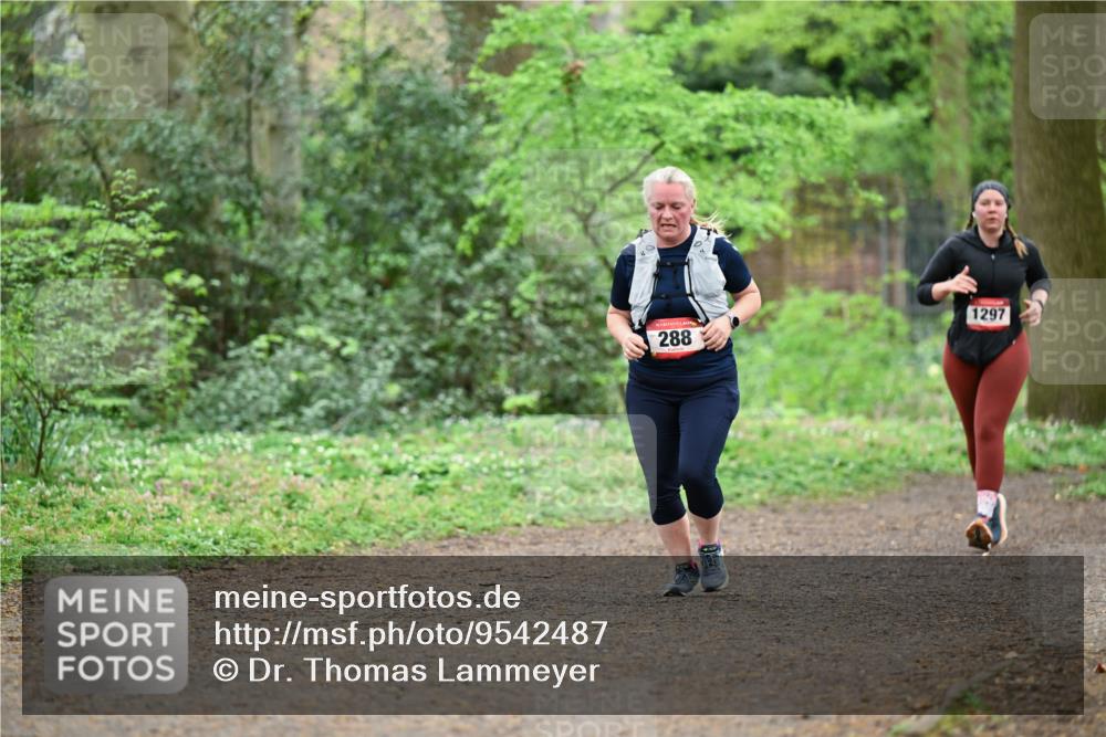 19.04.2026 - Hammer Lauf Dr. Thomas Lammeyer http://msf.ph/oto/9542487 19.04.2026 10:53:25 Laufen 288, 1297 meine-sportfotos.de
