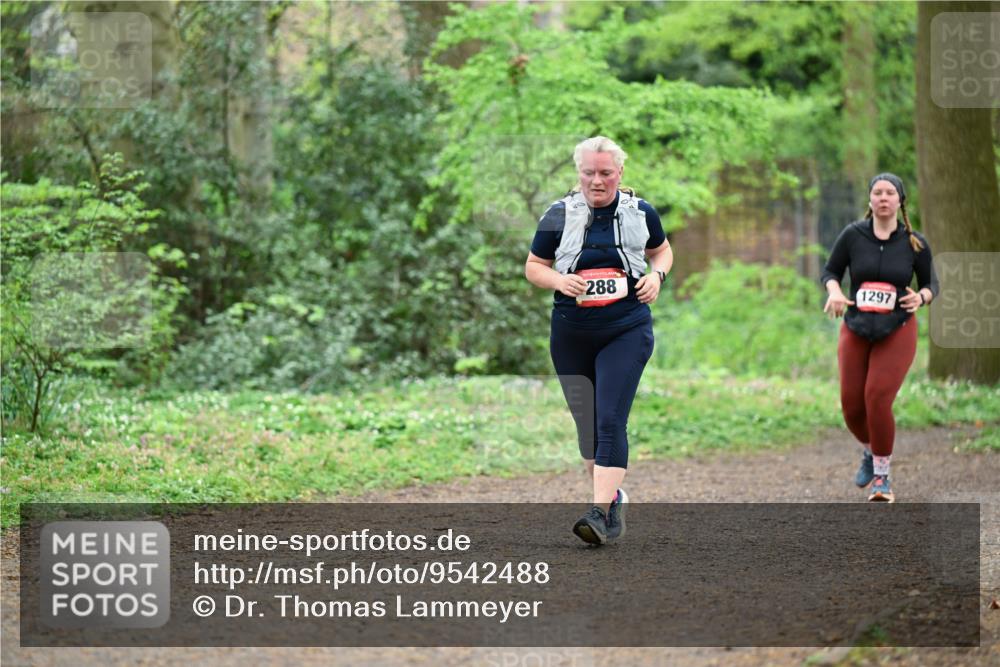 19.04.2026 - Hammer Lauf Dr. Thomas Lammeyer http://msf.ph/oto/9542488 19.04.2026 10:53:25 Laufen 288, 1297 meine-sportfotos.de