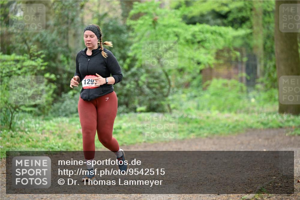 19.04.2026 - Hammer Lauf Dr. Thomas Lammeyer http://msf.ph/oto/9542515 19.04.2026 10:53:29 Laufen 129 meine-sportfotos.de