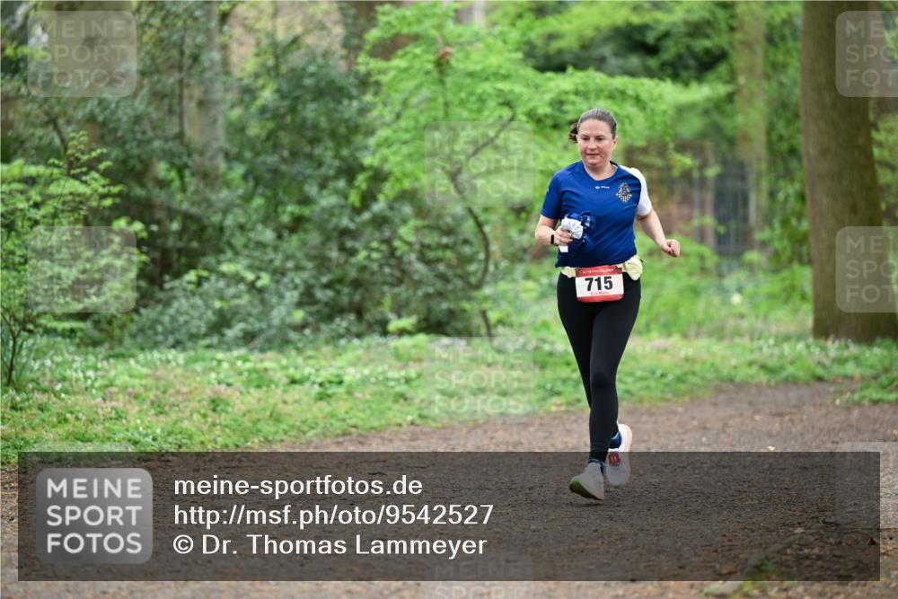 19.04.2026 - Hammer Lauf Dr. Thomas Lammeyer http://msf.ph/oto/9542527 19.04.2026 10:53:37 Laufen 715 meine-sportfotos.de