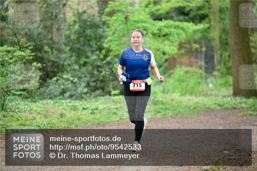 19.04.2026 - Hammer Lauf Dr. Thomas Lammeyer http://msf.ph/oto/9542533 19.04.2026 10:53:38 Laufen 715 meine-sportfotos.de