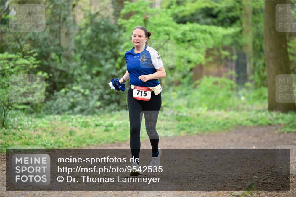 19.04.2026 - Hammer Lauf Dr. Thomas Lammeyer http://msf.ph/oto/9542535 19.04.2026 10:53:38 Laufen 715 meine-sportfotos.de
