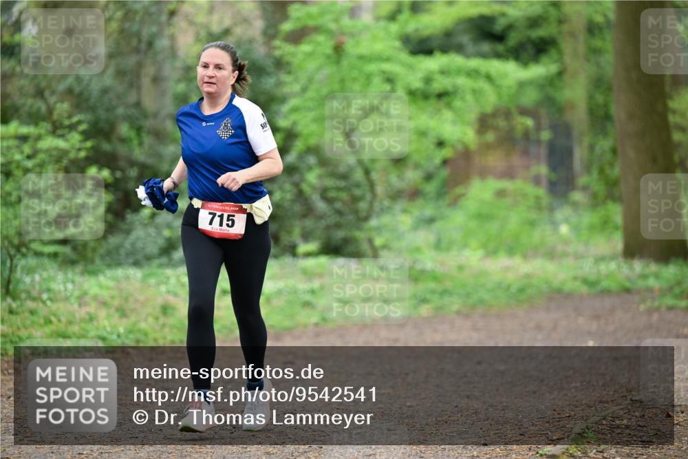 19.04.2026 - Hammer Lauf Dr. Thomas Lammeyer http://msf.ph/oto/9542541 19.04.2026 10:53:38 Laufen 715 meine-sportfotos.de