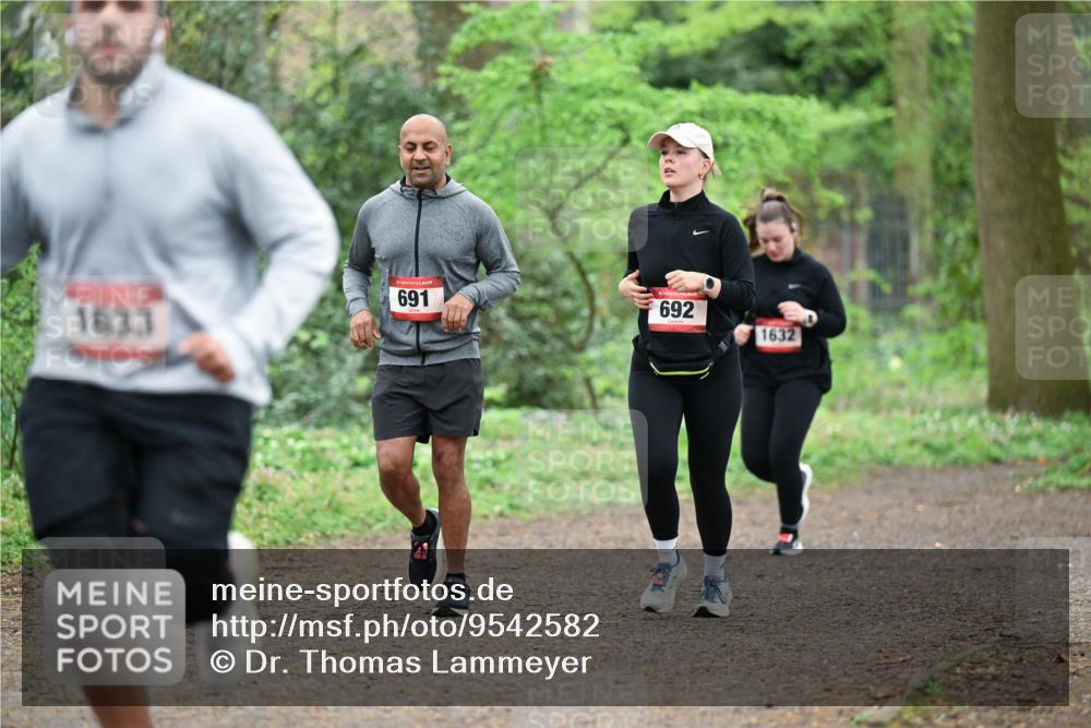 19.04.2026 - Hammer Lauf Dr. Thomas Lammeyer http://msf.ph/oto/9542582 19.04.2026 10:54:21 Laufen 691, 692, 1633, 1632 meine-sportfotos.de