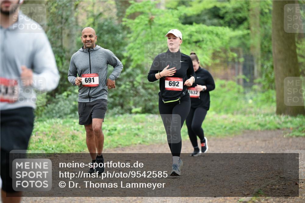 19.04.2026 - Hammer Lauf Dr. Thomas Lammeyer http://msf.ph/oto/9542585 19.04.2026 10:54:21 Laufen 691, 692, 1632 meine-sportfotos.de