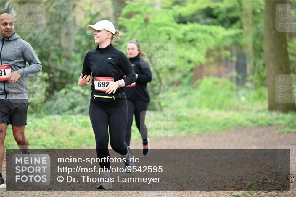 19.04.2026 - Hammer Lauf Dr. Thomas Lammeyer http://msf.ph/oto/9542595 19.04.2026 10:54:23 Laufen 692 meine-sportfotos.de