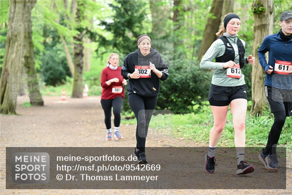 19.04.2026 - Hammer Lauf Dr. Thomas Lammeyer http://msf.ph/oto/9542669 19.04.2026 10:57:40 Laufen 501, 302, 612, 611 meine-sportfotos.de