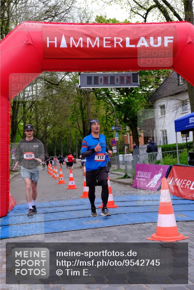 19.04.2026 - Hammer Lauf Tim E. http://msf.ph/oto/9542745 19.04.2026 12:01:17 Ziel 112, 862, 928 meine-sportfotos.de