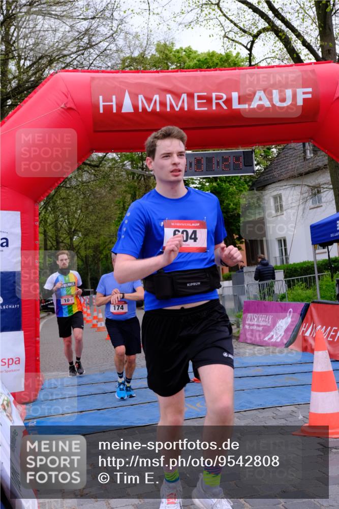 19.04.2026 - Hammer Lauf Tim E. http://msf.ph/oto/9542808 19.04.2026 12:01:31 Ziel 9, 10, 174, 604, 634, 860 meine-sportfotos.de
