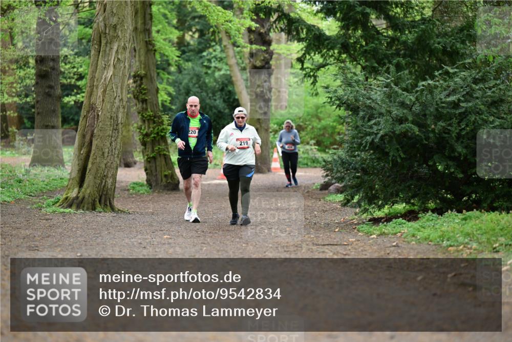 19.04.2026 - Hammer Lauf Dr. Thomas Lammeyer http://msf.ph/oto/9542834 19.04.2026 11:00:19 Laufen 220, 219 meine-sportfotos.de