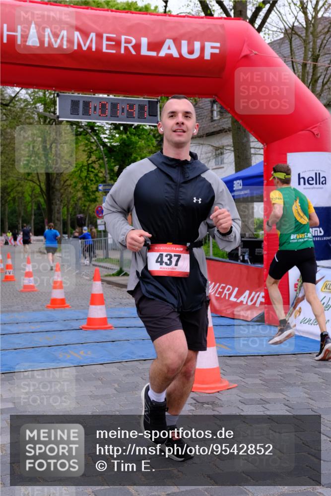 19.04.2026 - Hammer Lauf Tim E. http://msf.ph/oto/9542852 19.04.2026 12:01:49 Ziel 351, 437, 494, 1165 meine-sportfotos.de