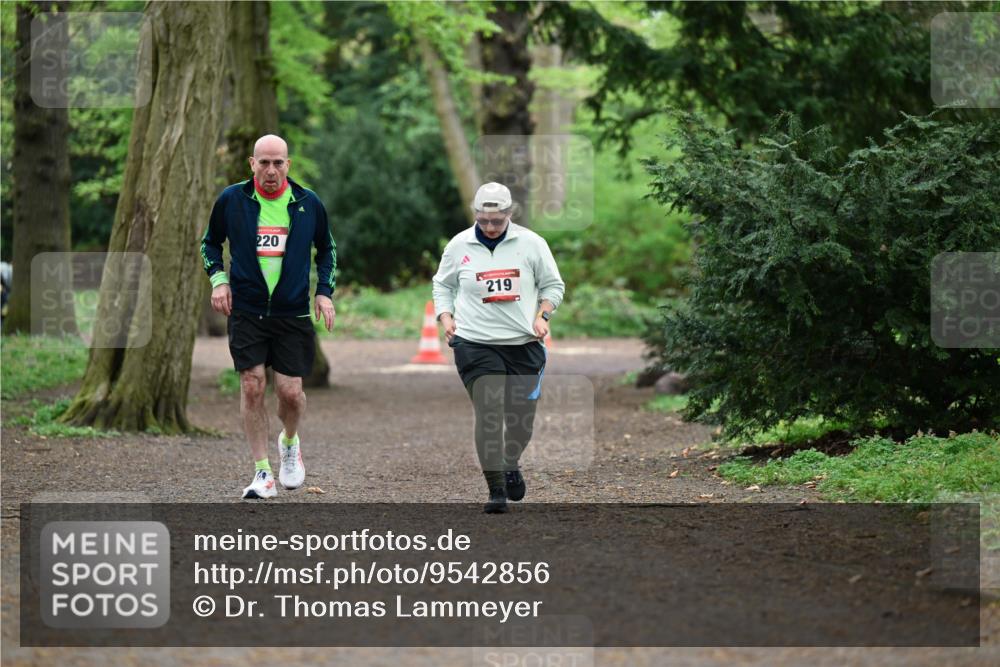 19.04.2026 - Hammer Lauf Dr. Thomas Lammeyer http://msf.ph/oto/9542856 19.04.2026 11:00:23 Laufen 220, 219 meine-sportfotos.de