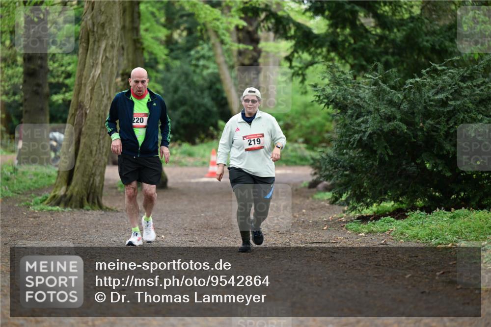 19.04.2026 - Hammer Lauf Dr. Thomas Lammeyer http://msf.ph/oto/9542864 19.04.2026 11:00:24 Laufen 220, 219 meine-sportfotos.de