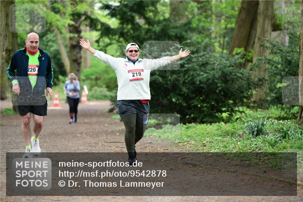 19.04.2026 - Hammer Lauf Dr. Thomas Lammeyer http://msf.ph/oto/9542878 19.04.2026 11:00:26 Laufen 220, 219 meine-sportfotos.de