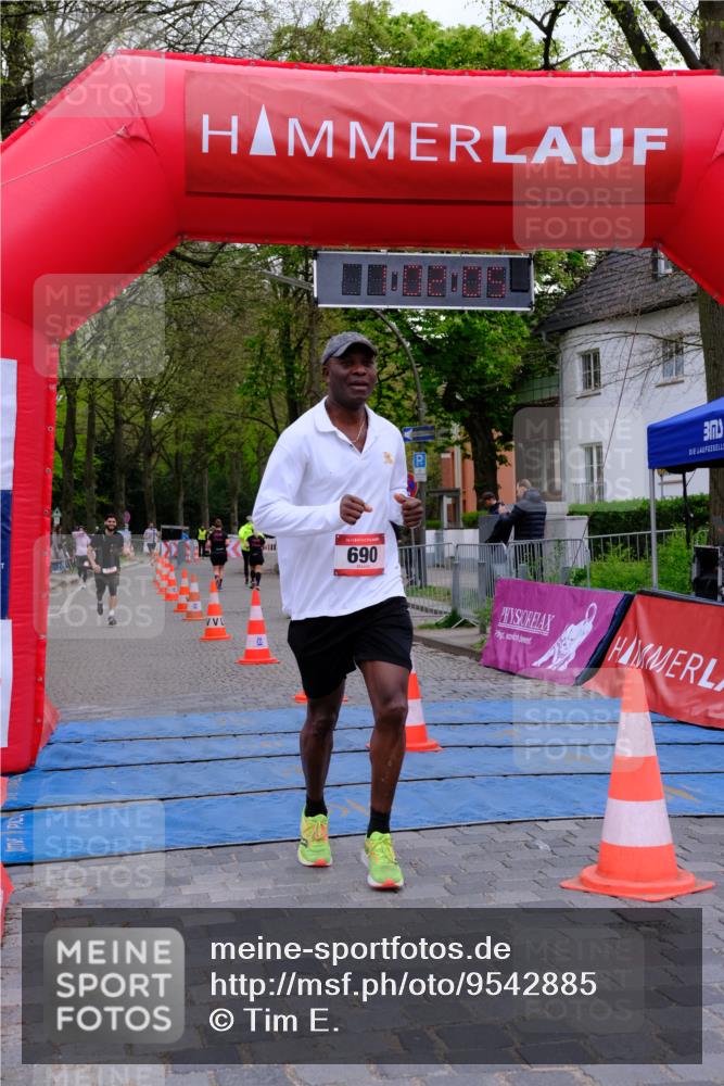 19.04.2026 - Hammer Lauf Tim E. http://msf.ph/oto/9542885 19.04.2026 12:02:13 Ziel 23, 528, 529, 539, 690, 796 meine-sportfotos.de