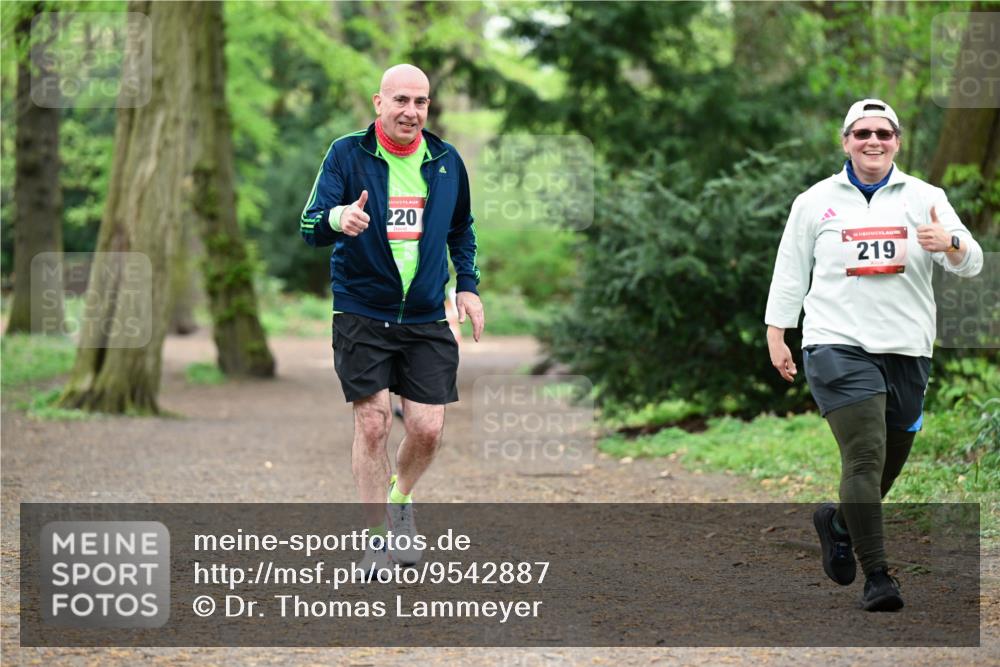 19.04.2026 - Hammer Lauf Dr. Thomas Lammeyer http://msf.ph/oto/9542887 19.04.2026 11:00:28 Laufen 220, 219 meine-sportfotos.de