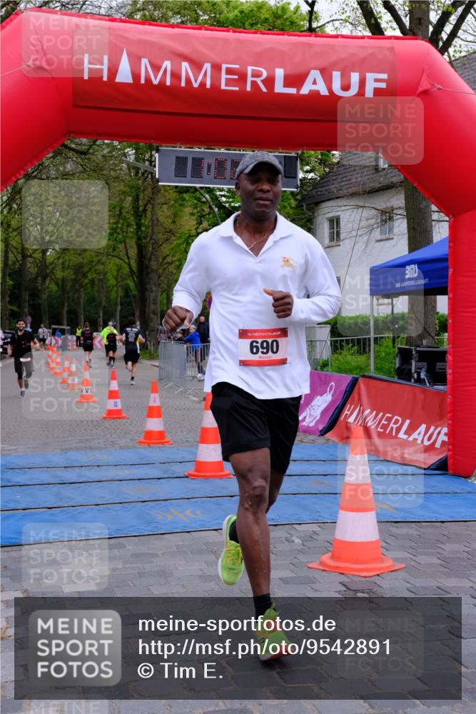 19.04.2026 - Hammer Lauf Tim E. http://msf.ph/oto/9542891 19.04.2026 12:02:14 Ziel 23, 528, 529, 539, 690, 796 meine-sportfotos.de