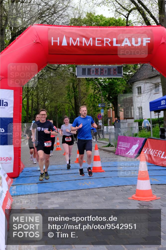 19.04.2026 - Hammer Lauf Tim E. http://msf.ph/oto/9542951 19.04.2026 12:03:24 Ziel 141, 388, 450, 482, 773, 864, 1103 meine-sportfotos.de