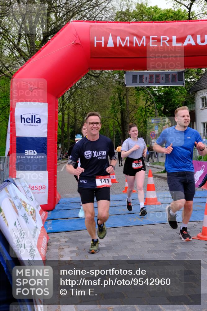 19.04.2026 - Hammer Lauf Tim E. http://msf.ph/oto/9542960 19.04.2026 12:03:25 Ziel 141, 388, 450, 482, 773, 864, 1103, 1296 meine-sportfotos.de
