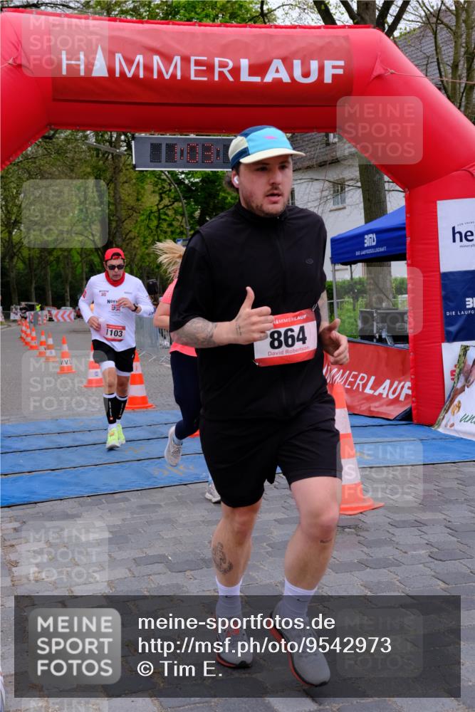 19.04.2026 - Hammer Lauf Tim E. http://msf.ph/oto/9542973 19.04.2026 12:03:27 Ziel 141, 388, 450, 482, 663, 773, 864, 1103, 1296 meine-sportfotos.de