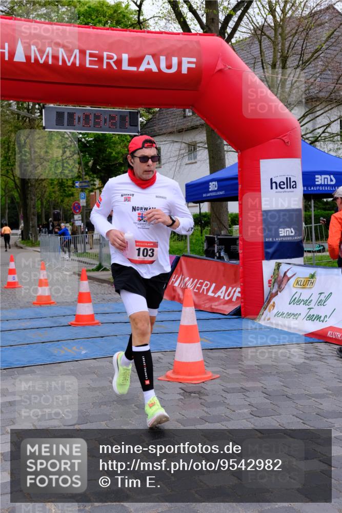 19.04.2026 - Hammer Lauf Tim E. http://msf.ph/oto/9542982 19.04.2026 12:03:29 Ziel 141, 202, 388, 450, 482, 663, 773, 864, 1103, 1296 meine-sportfotos.de