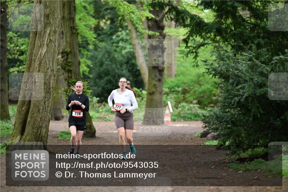 19.04.2026 - Hammer Lauf Dr. Thomas Lammeyer http://msf.ph/oto/9543035 19.04.2026 11:01:54 Laufen 778, 777 meine-sportfotos.de