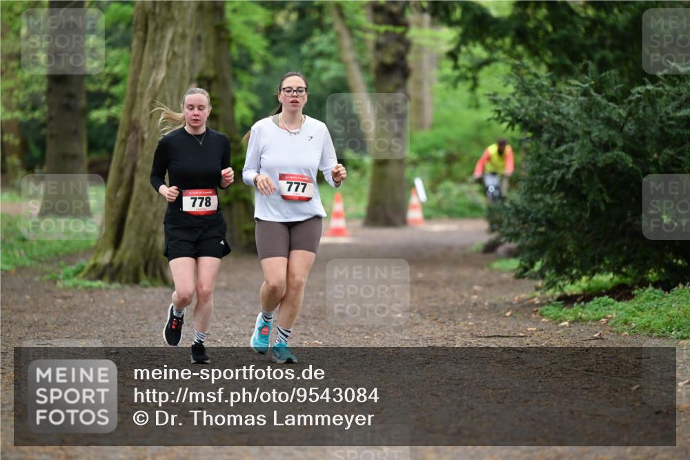 19.04.2026 - Hammer Lauf Dr. Thomas Lammeyer http://msf.ph/oto/9543084 19.04.2026 11:02:01 Laufen 778, 777 meine-sportfotos.de