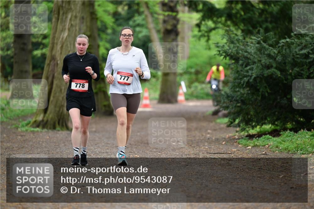 19.04.2026 - Hammer Lauf Dr. Thomas Lammeyer http://msf.ph/oto/9543087 19.04.2026 11:02:01 Laufen 778, 777 meine-sportfotos.de