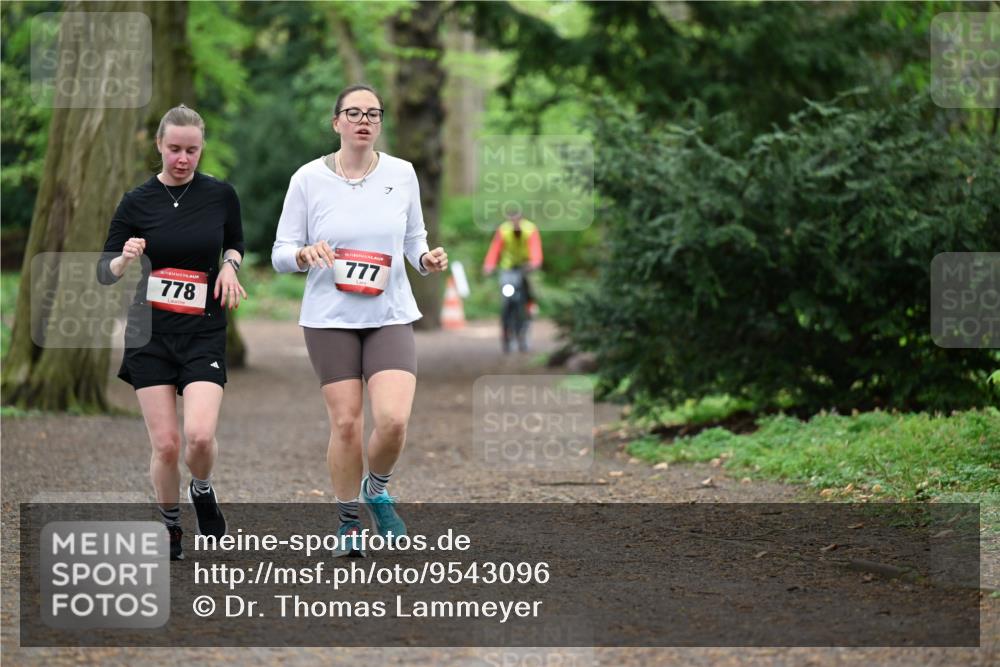 19.04.2026 - Hammer Lauf Dr. Thomas Lammeyer http://msf.ph/oto/9543096 19.04.2026 11:02:02 Laufen 778, 777 meine-sportfotos.de