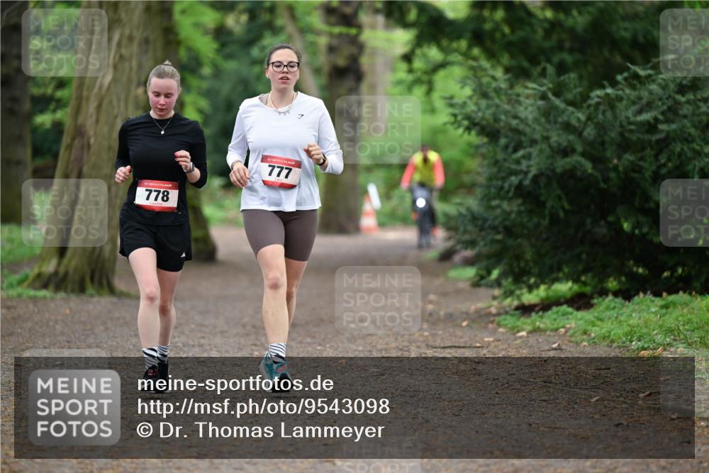 19.04.2026 - Hammer Lauf Dr. Thomas Lammeyer http://msf.ph/oto/9543098 19.04.2026 11:02:01 Laufen 778, 777 meine-sportfotos.de