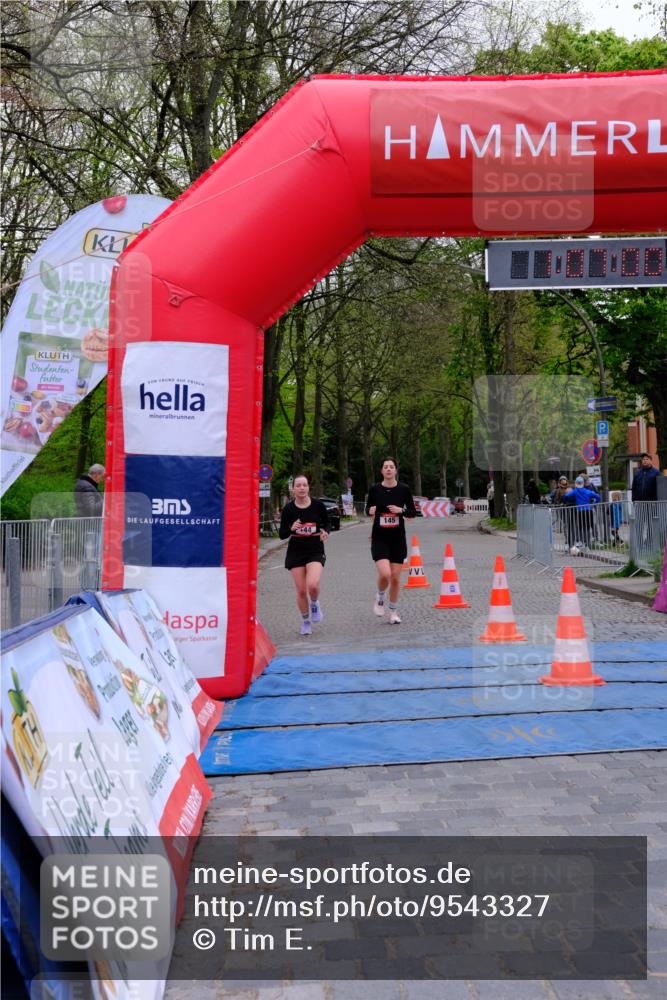 19.04.2026 - Hammer Lauf Tim E. http://msf.ph/oto/9543327 19.04.2026 12:07:07 Ziel 144, 145, 218 meine-sportfotos.de