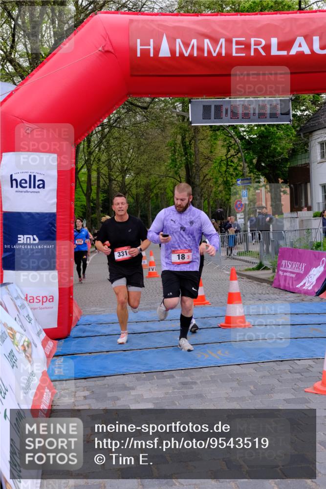 19.04.2026 - Hammer Lauf Tim E. http://msf.ph/oto/9543519 19.04.2026 12:08:45 Ziel 18, 331, 333, 349, 673, 674, 823 meine-sportfotos.de