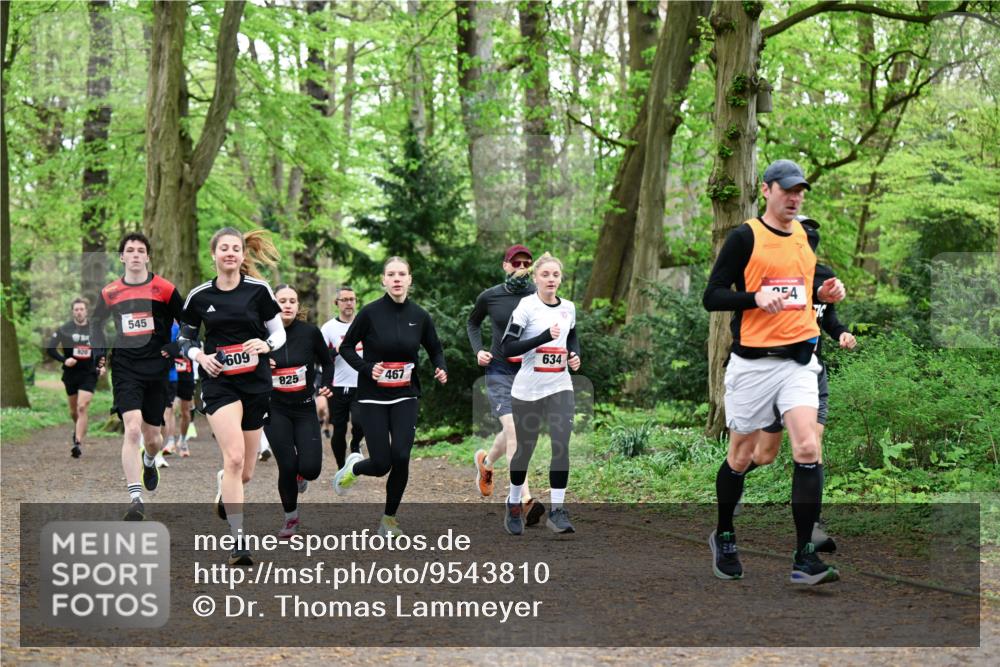 19.04.2026 - Hammer Lauf Dr. Thomas Lammeyer http://msf.ph/oto/9543810 19.04.2026 11:03:39 Laufen 920, 545, 609, 825, 467, 634 meine-sportfotos.de
