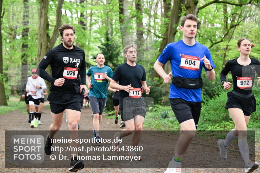19.04.2026 - Hammer Lauf Dr. Thomas Lammeyer http://msf.ph/oto/9543860 19.04.2026 11:03:44 Laufen 1103, 920, 117, 604, 912 meine-sportfotos.de