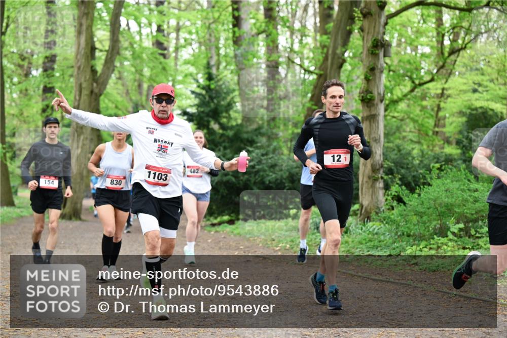 19.04.2026 - Hammer Lauf Dr. Thomas Lammeyer http://msf.ph/oto/9543886 19.04.2026 11:03:47 Laufen 830, 154, 1103, 482, 121 meine-sportfotos.de